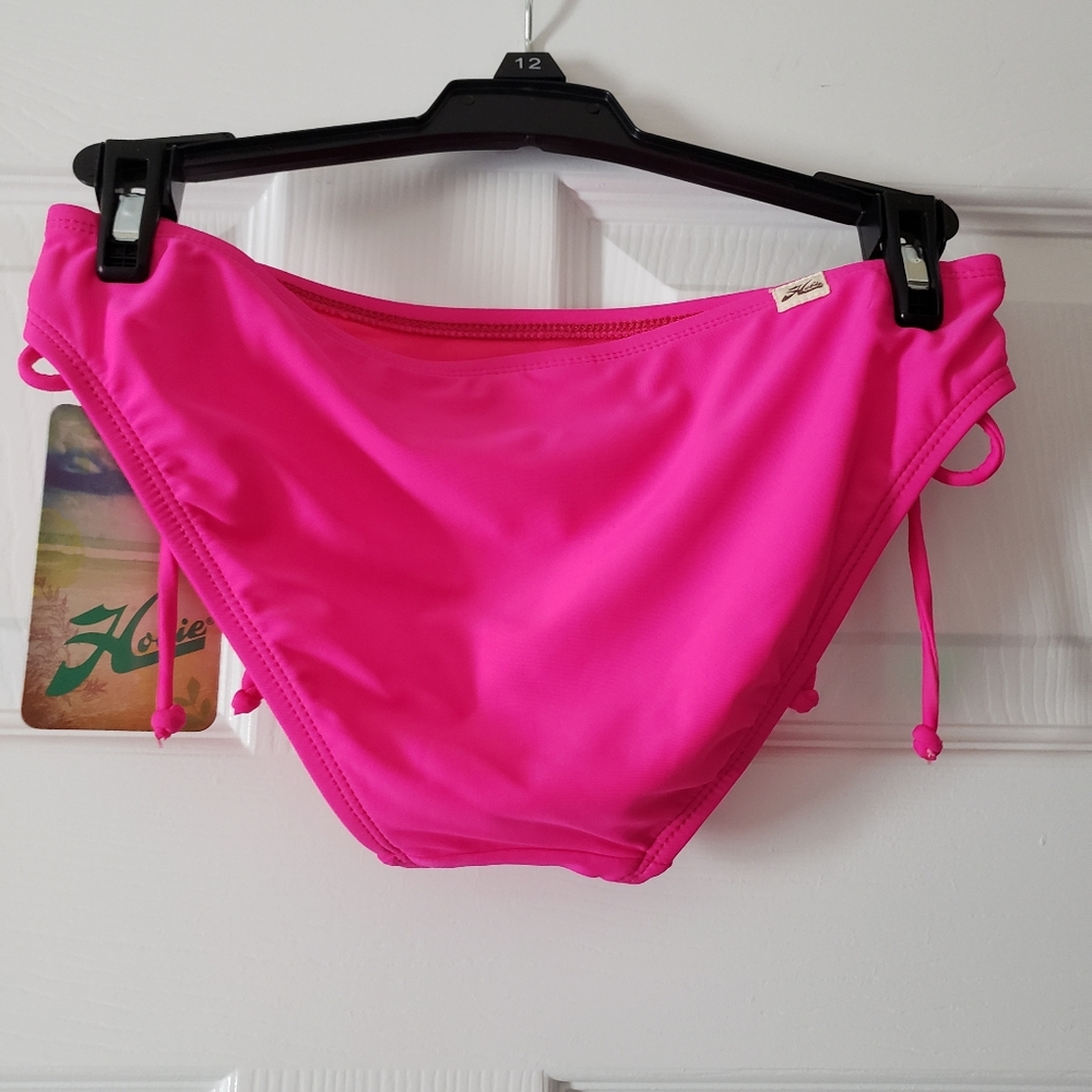 Swimsuit bottom - Picture 2 of 3
